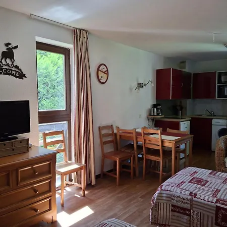 Apartment Lumineux Avec Wifi Et Parking A - Fr-1-512-178 Brides-les-Bains